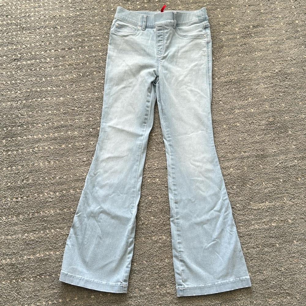 Spanx Size M Petit Stretch Flare Jean